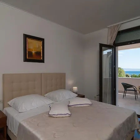 Luxury Near The Beach2 Casa de hóspedes 4*