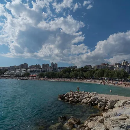 Luxury Near The Beach2 Guest house 4*