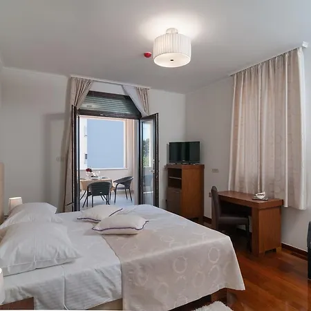 Guest house Luxury Near The Beach2 Split